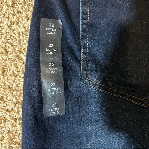 Lane Bryant Super Stretch Skinny Jeans- NWT - Picture 3 of 6